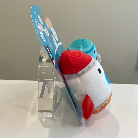 NWT 3.5” 2-pack Squeaky Squishmallow Dog Toys-Rudy the Rocket & Hugo the Planet - Picture 4 of 5